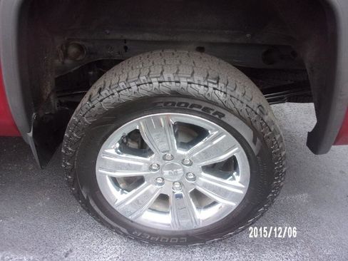 Used 2018 GMC Sierra 1500 SLT image 14