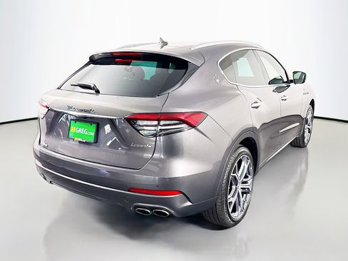 Used 2023 Maserati Levante GT AWD/4WD image 10