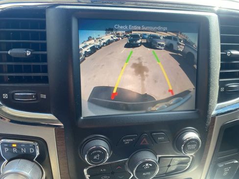 Used 2014 RAM 1500 Laramie w/ Convenience Group image 17