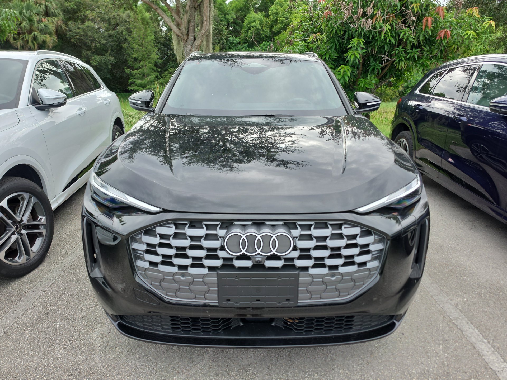 Used 2025 Audi Q5 Premium w/ Convenience Package AWD/4WD image 2