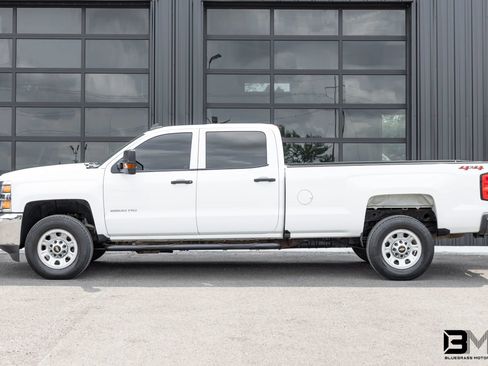 Used 2018 Chevrolet Silverado 2500 W/T w/ WT Fleet Convenience Package AWD/4WD image 4