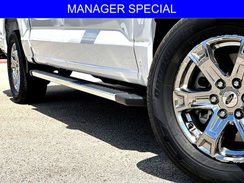 Used 2022 Ford F150 XLT w/ Equipment Group 301A Mid RWD image 2