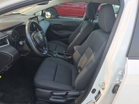 Used 2024 Toyota Corolla LE FWD image 3