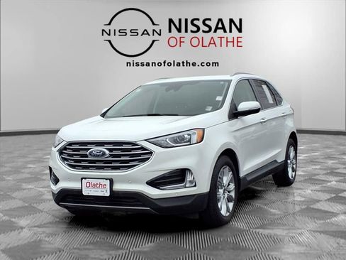 Used 2022 Ford Edge Titanium image 1