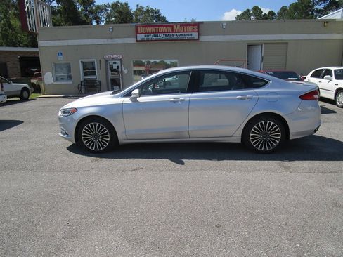 Used 2018 Ford Fusion Titanium image 1