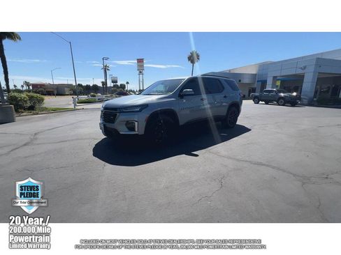 Certified 2023 Chevrolet Traverse RS w/ LPO, Cargo Package AWD/4WD image 7