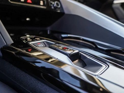 New 2025 Audi Q5 Premium Plus image 25