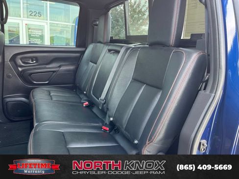 Used 2024 Nissan Titan PRO-4X w/ Pro-4x Convenience Package AWD/4WD image 13