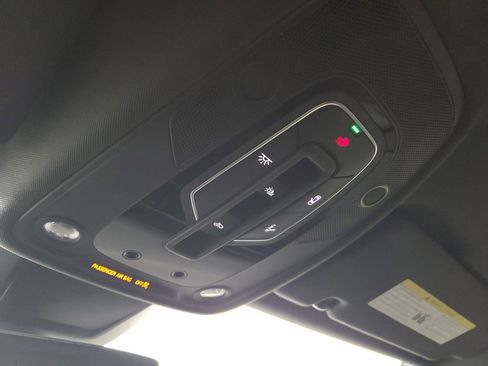 Used 2025 Audi RS Q8 performance image 33