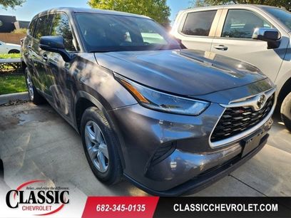 Used 2021 Toyota Highlander L