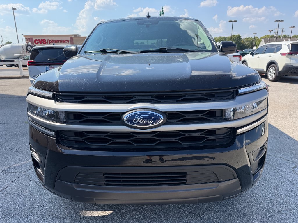 Used 2024 Ford Expedition Max XLT AWD/4WD image 11