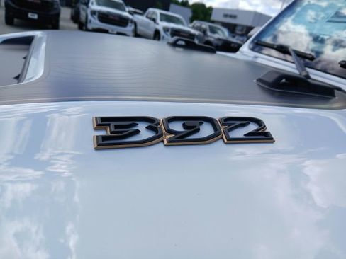 New 2025 Jeep Wrangler Unlimited Rubicon 392 image 31