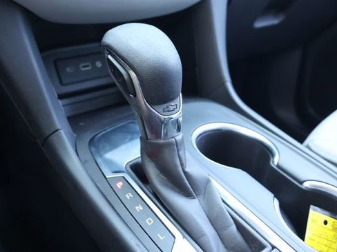 Used 2024 Chevrolet Equinox LS FWD image 28
