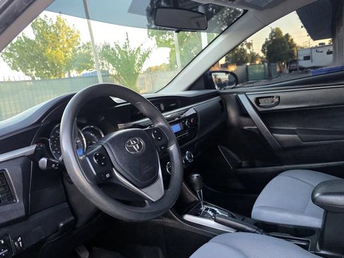 Used 2014 Toyota Corolla L FWD image 5