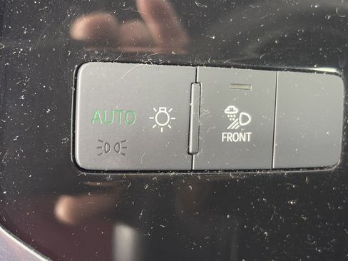 Used 2025 Audi Q3 2.0T Premium AWD/4WD image 36