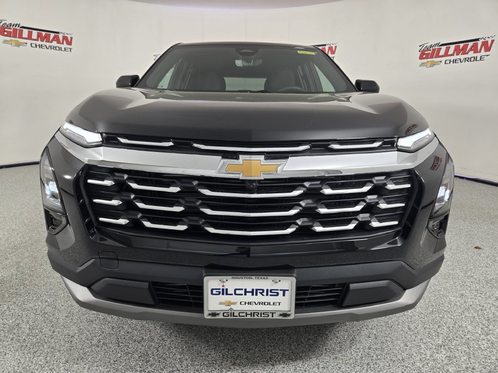 New 2026 Chevrolet Equinox LT w/ Convenience Package II AWD/4WD image 2