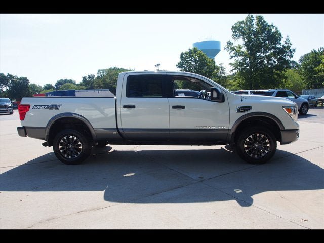 Used 2019 Nissan Titan PRO-4X w/ Pro-4x Convenience Package AWD/4WD image 7