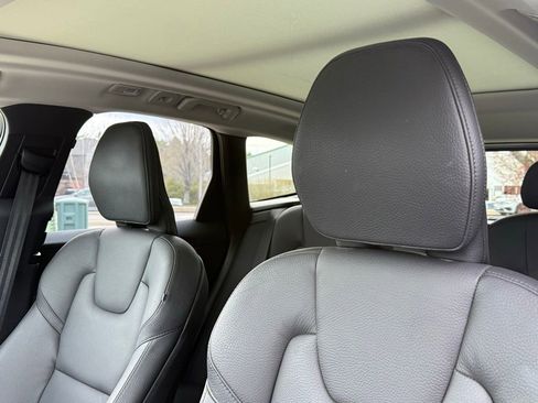 Used 2023 Volvo XC60 T8 Plus AWD/4WD image 25