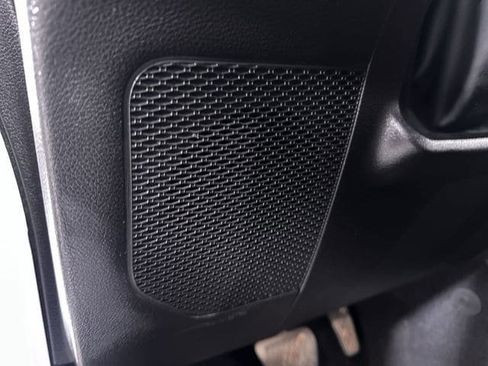 Used 2023 Jeep Gladiator Overland image 25