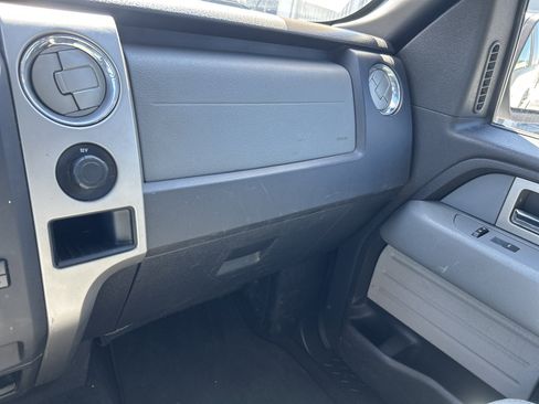 Used 2011 Ford F150 XLT w/ XLT Chrome Pkg image 28