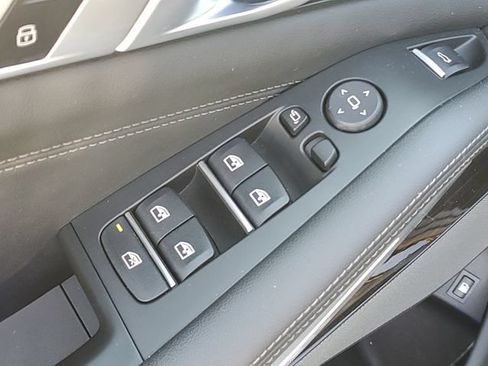 Used 2024 BMW X5 xDrive50e AWD/4WD image 30
