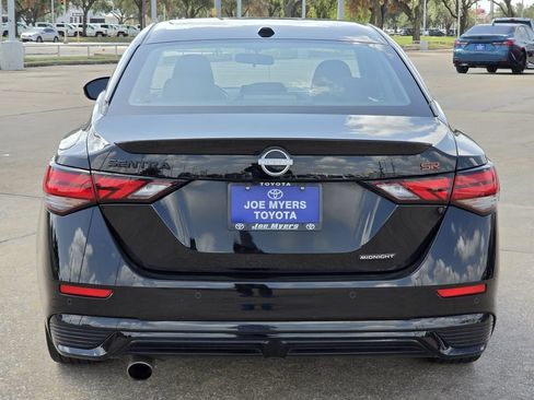 Used 2025 Nissan Sentra SR w/ Midnight Edition FWD image 8