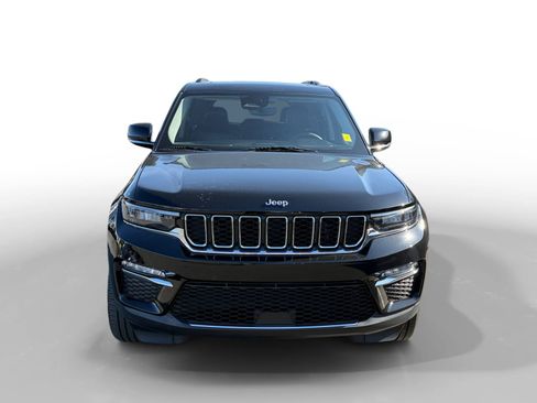 Used 2023 Jeep Grand Cherokee 4WD 4xe image 8