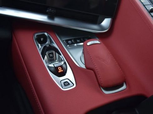 Used 2024 Chevrolet Corvette Stingray Preferred Cpe w/ 2LT image 31