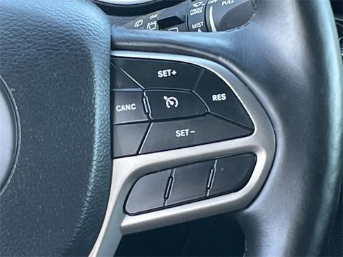 Used 2019 Jeep Cherokee High Altitude image 13