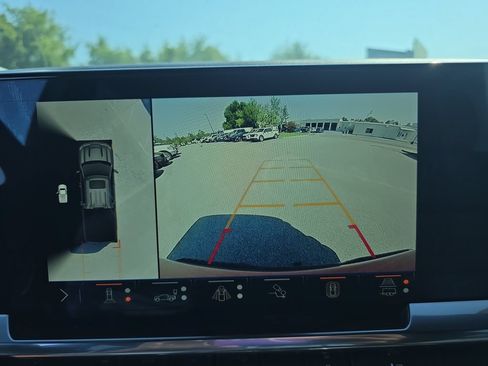 Used 2024 Chevrolet Silverado 1500 High Country w/ Max Trailering Package AWD/4WD image 25