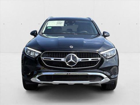 New 2025 Mercedes-Benz GLC 350e GLC 350e image 2