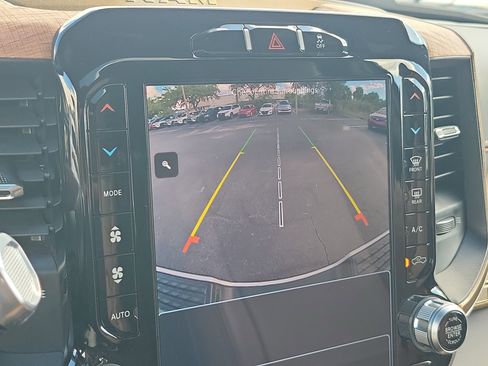 Used 2024 RAM 2500 Laramie Longhorn image 28