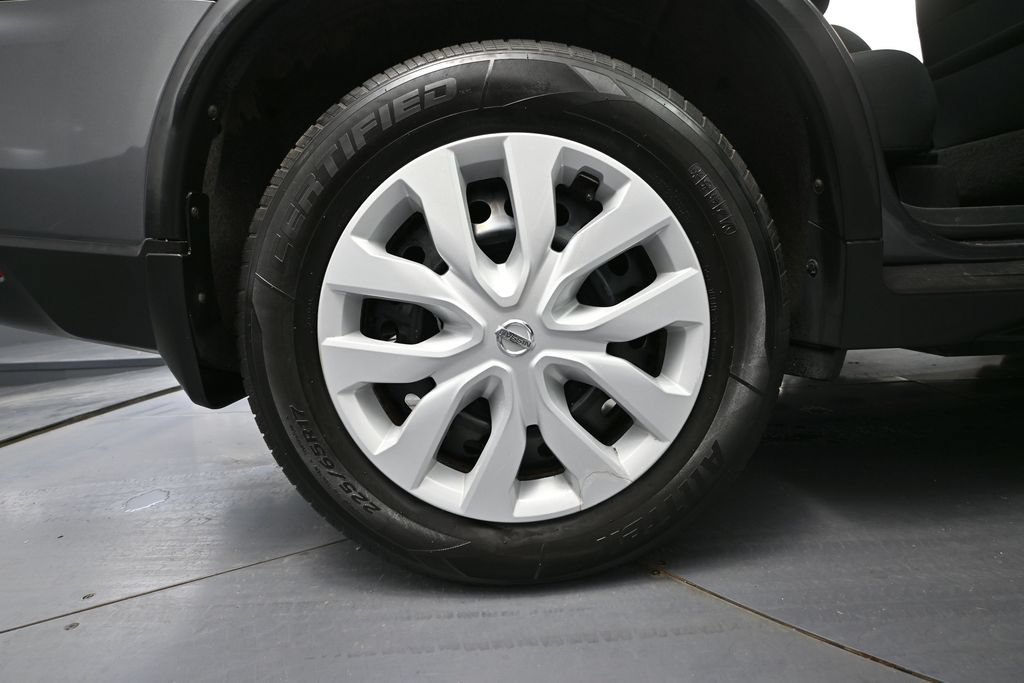 Used 2017 Nissan Rogue S FWD image 10