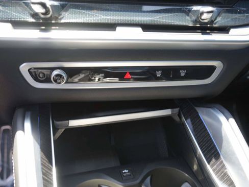 Used 2025 BMW X6 xDrive40i w/ Premium Package AWD/4WD image 22