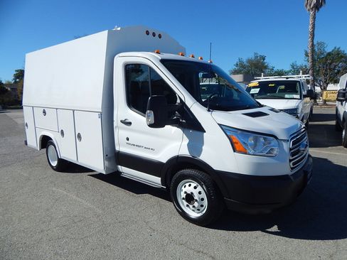Used 2019 Ford Transit 350 w/ Premium Package image 10