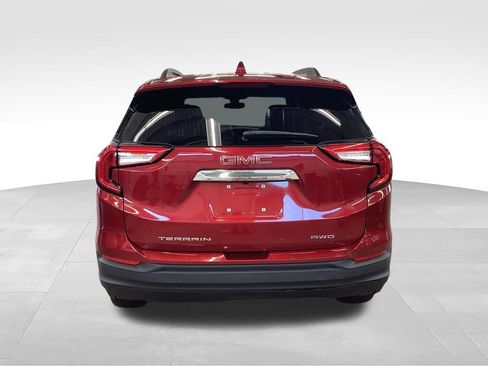 Used 2022 GMC Terrain SLE w/ Driver Convenience Package AWD/4WD image 5