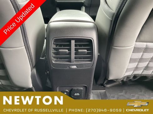 Used 2025 Ford Bronco Sport Badlands AWD/4WD image 32