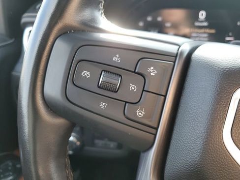 Used 2023 GMC Yukon Denali Ultimate image 10