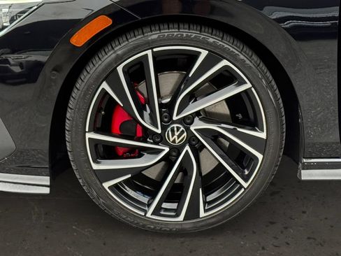 Used 2023 Volkswagen GTI Autobahn FWD image 29