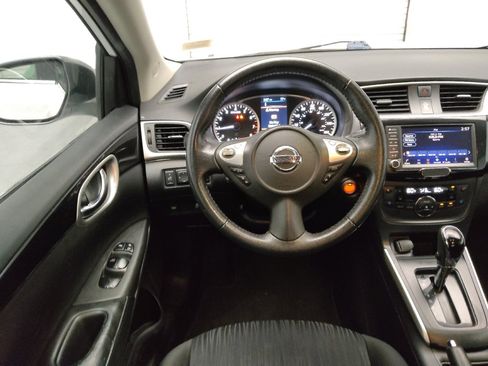 Used 2019 Nissan Sentra SV FWD image 22
