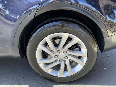 Used 2019 Land Rover Discovery HSE image 68