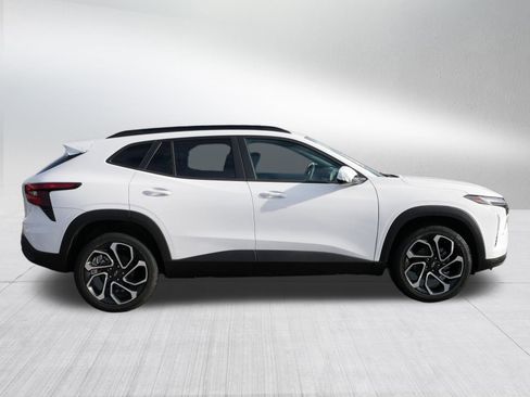 New 2026 Chevrolet Trax RS w/ Sunroof Package image 6