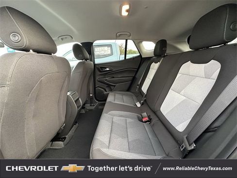 New 2026 Chevrolet Trax LT w/ Driver Confidence Package image 25
