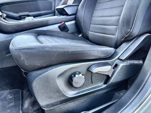 Used 2019 Ford Edge SE AWD/4WD image 12