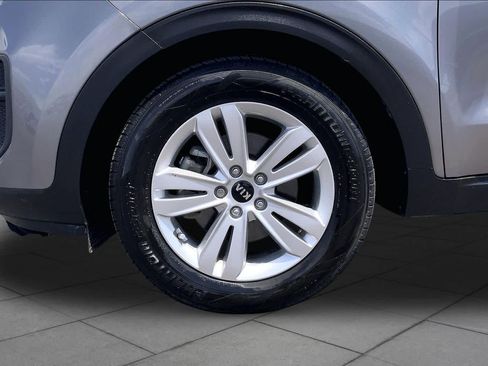 Used 2019 Kia Sportage LX FWD image 11