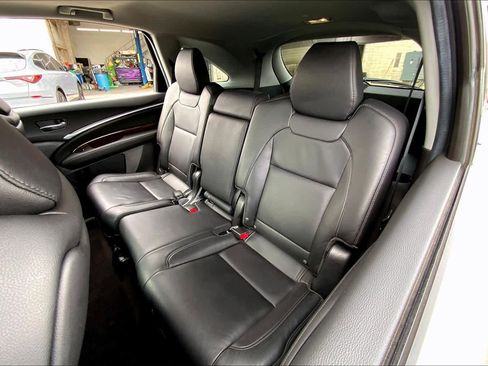 Used 2019 Acura MDX FWD image 19