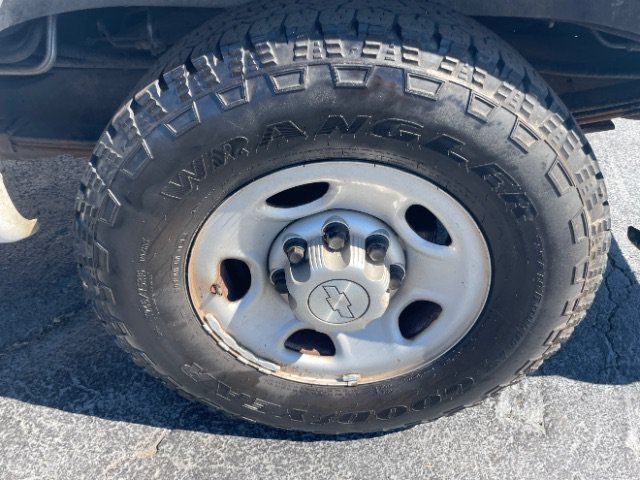 Used 2017 Chevrolet Express 2500 LS RWD image 17