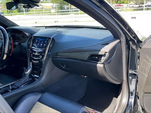 Used 2017 Cadillac ATS V w/ Luxury Package RWD image 23