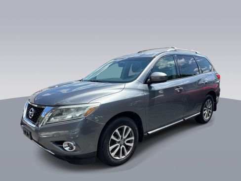 Used 2015 Nissan Pathfinder SV AWD/4WD image 4