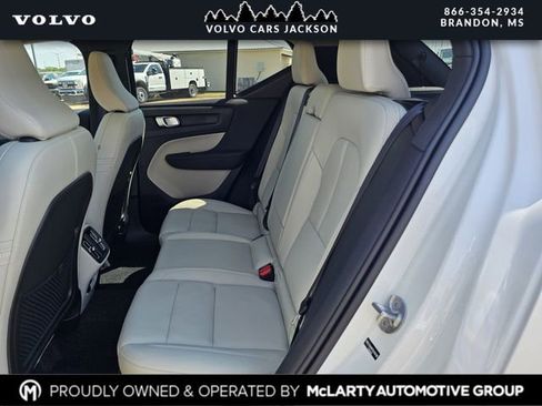 New 2026 Volvo XC40 B5 Plus w/ Protection Package Premier AWD/4WD image 17